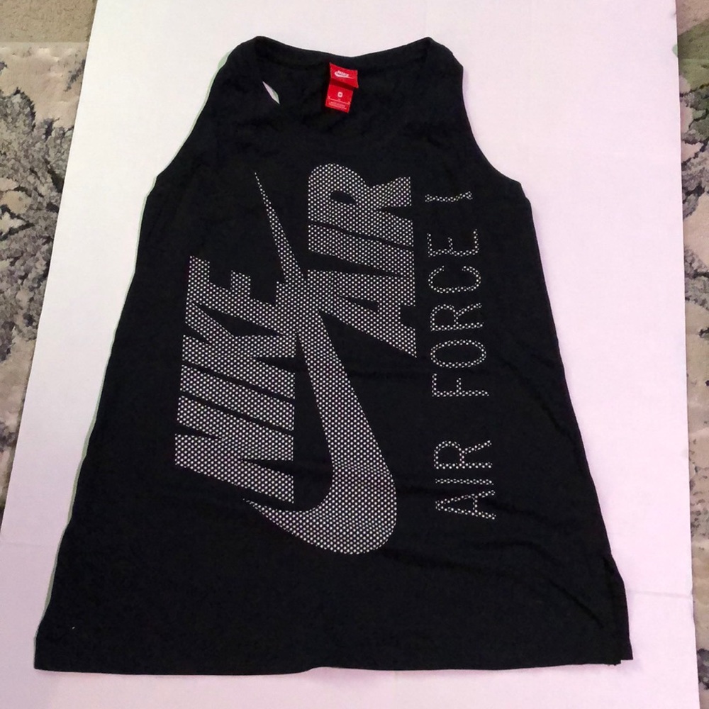 Nike women’s tank top